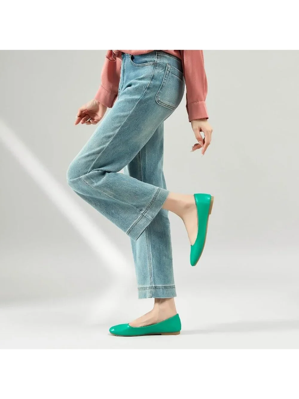 Women's Green PU Leather Closed Toe Comfortable Flexible Slip On Ballet Flats
